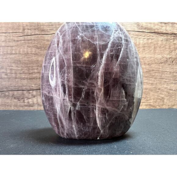 Rare purple anhydrite with epidote polished freeform crystal - Picture 11 of 15